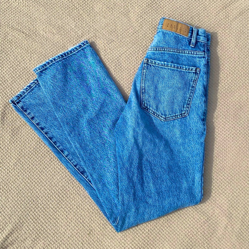 Size 22 distressed “dad jeans”